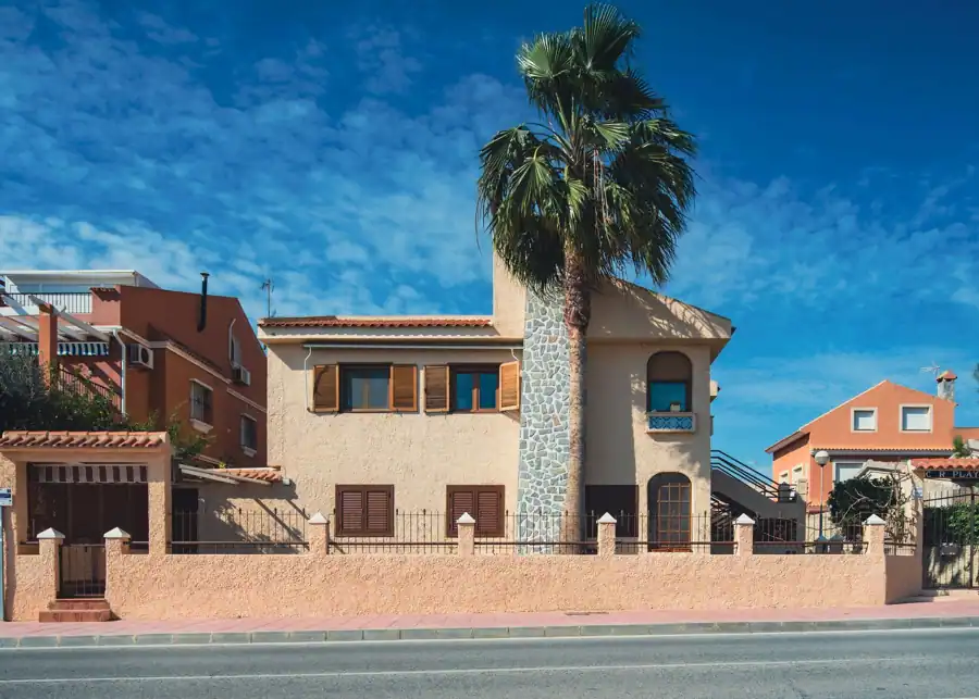 Holiday Guesthouses to Rent in Spain