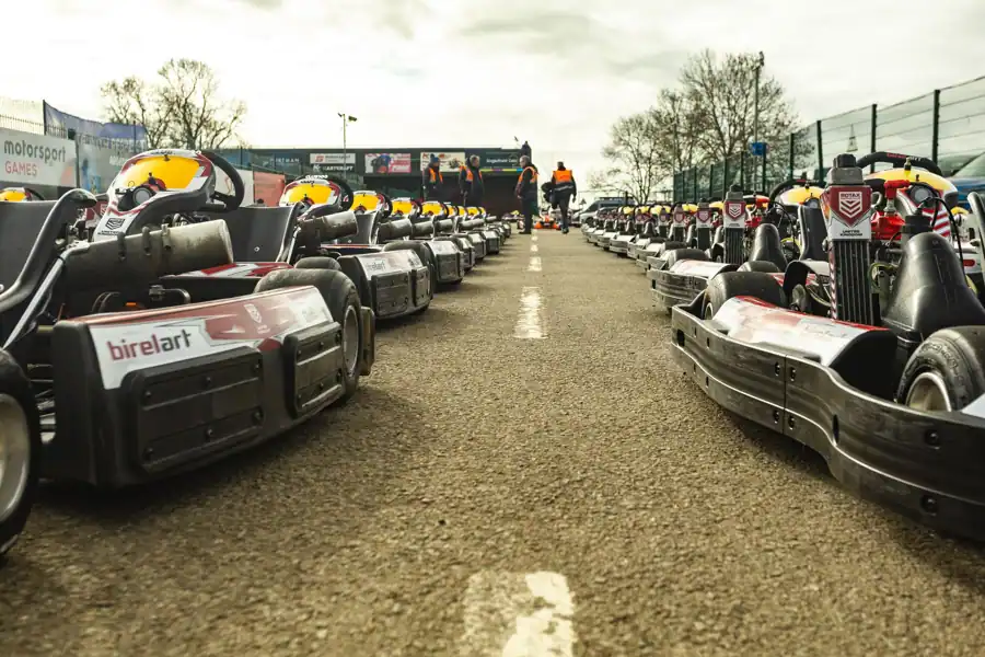 Corporate Le-Mans Team Endurance Kart Racing